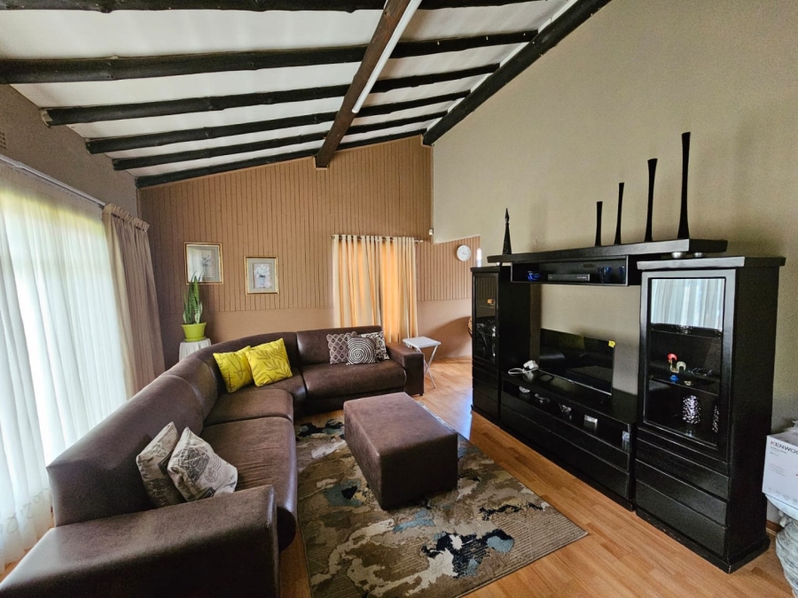 4 Bedroom Property for Sale in Vaalpark Free State